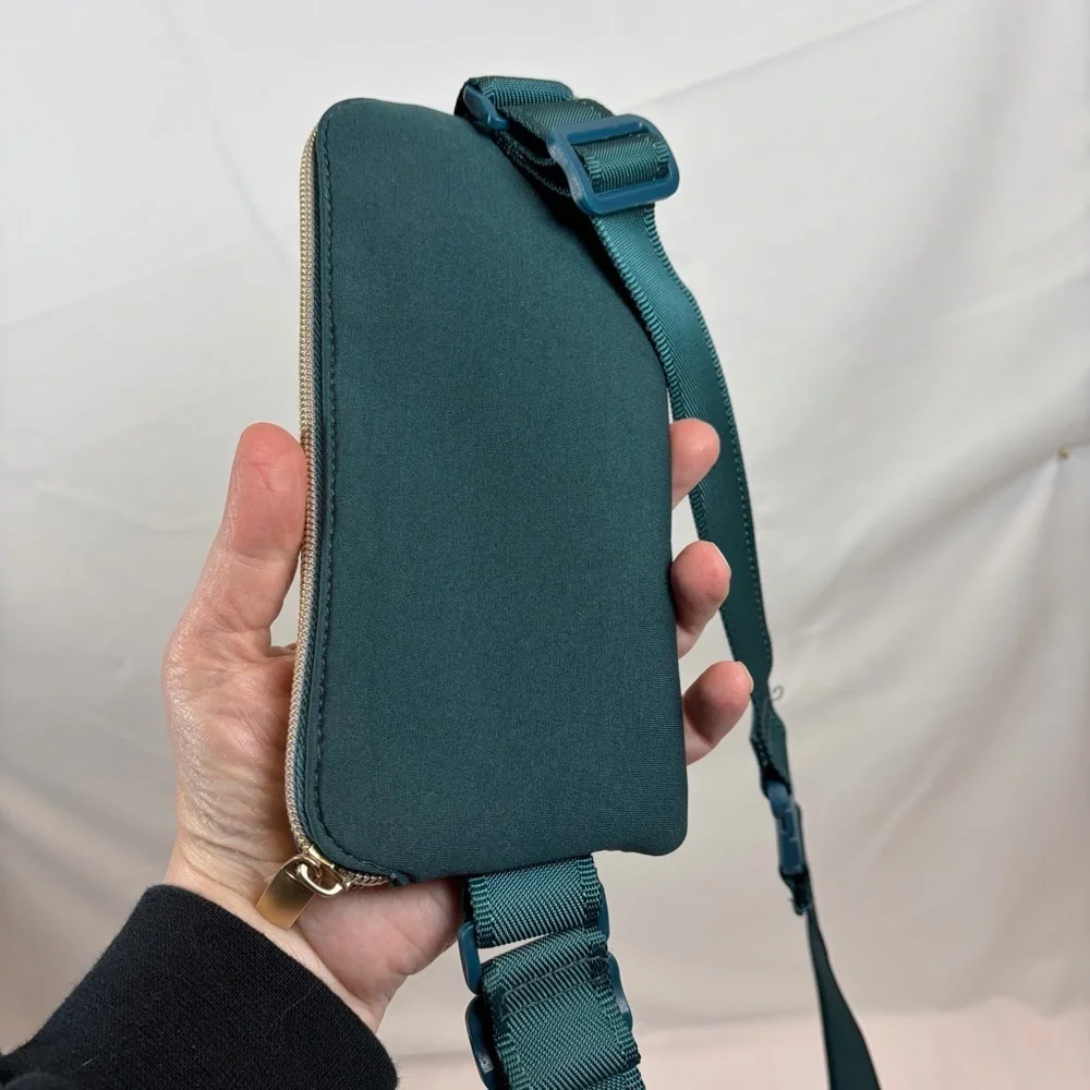 heyday™ Teal Phone Crossbody Belt Bag Wallet Adjustable Strap - Picture 3 of 9